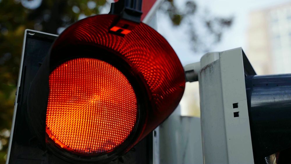 Signalgeber zeigt Rot